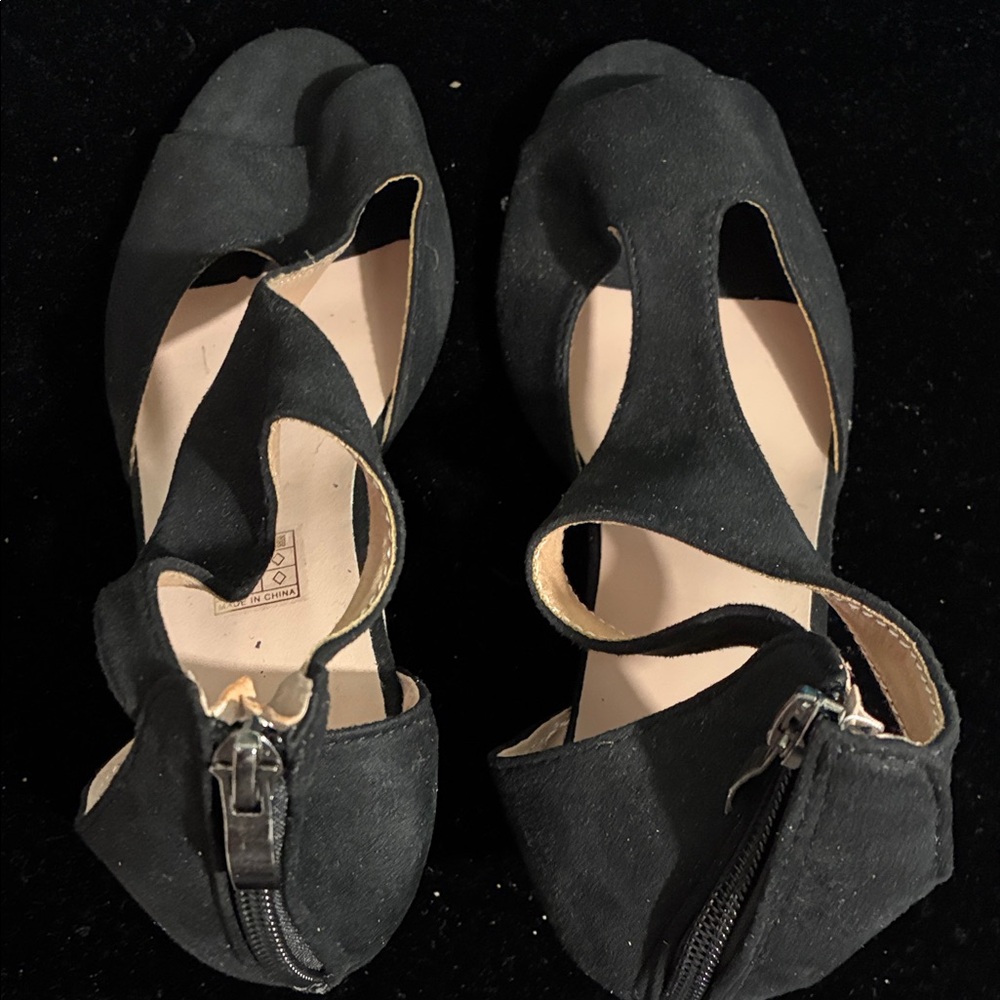 Elegant Black Women's Shoes